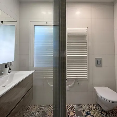 S'apartments דירה