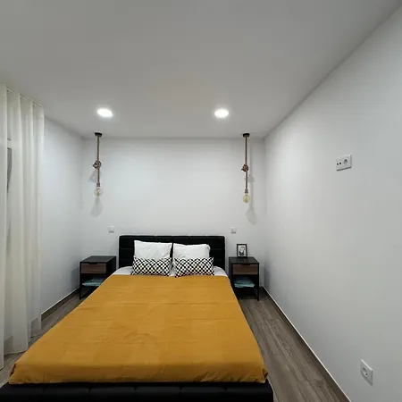 S'apartments דירה לייריה