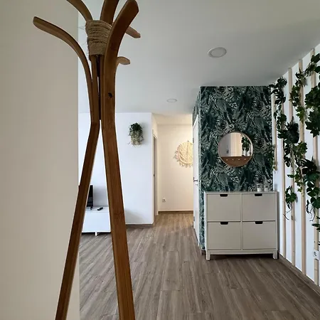 S'apartments דירה