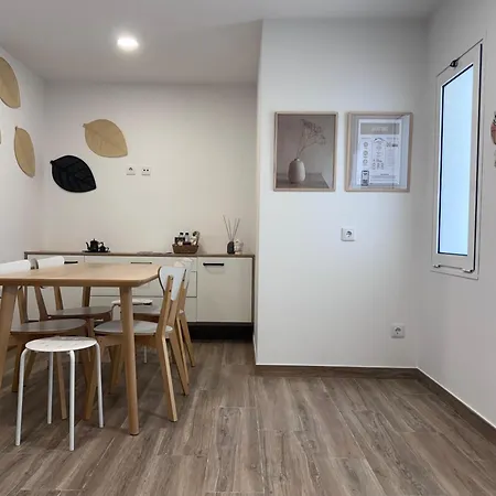 S'apartments * לייריה