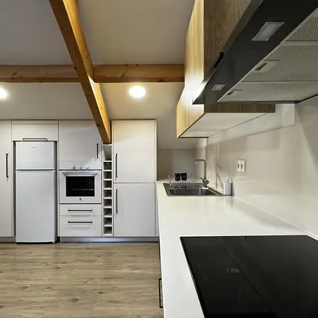 דירה S'apartments לייריה